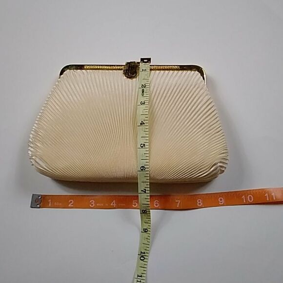 Vintage Handbag & Crossbody Bag - Picture 5 of 15